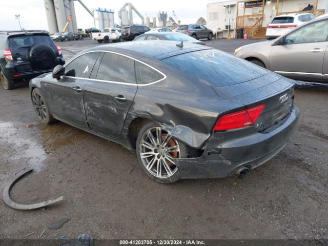 2013 AUDI A7 WAUYGAFC0DN036184 Photo 2