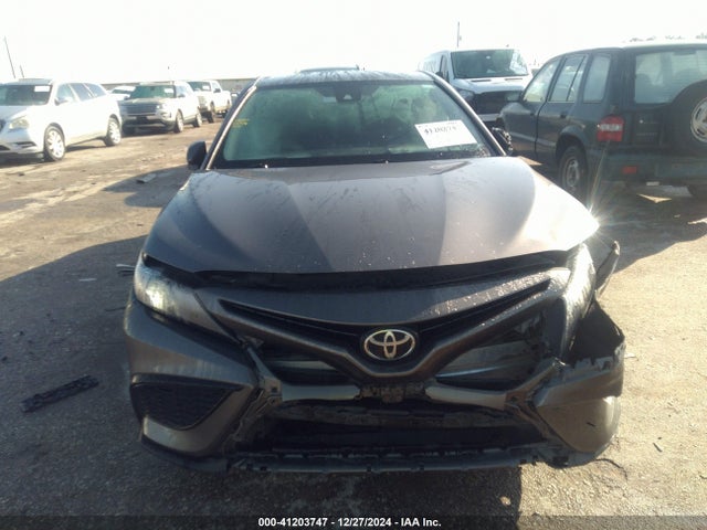 4T1G11AK4MU447717 Toyota CAMRY SE