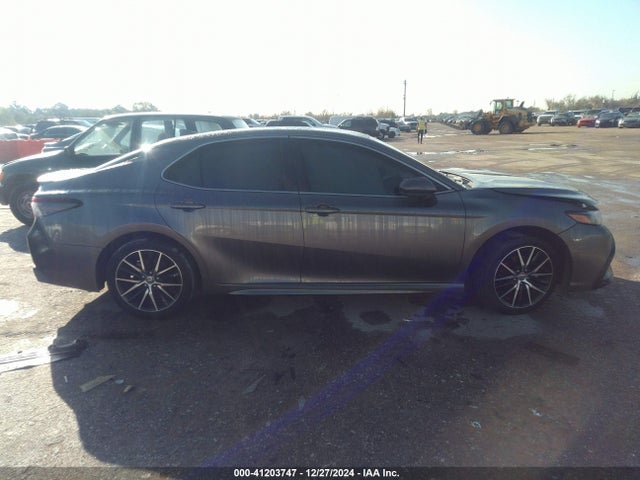 4T1G11AK4MU447717 Toyota CAMRY SE