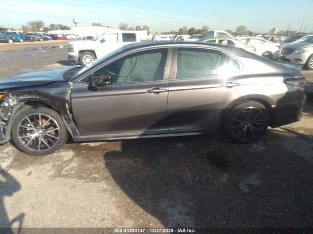 4T1G11AK4MU447717 Toyota CAMRY SE