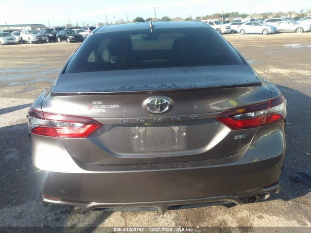 4T1G11AK4MU447717 Toyota CAMRY SE