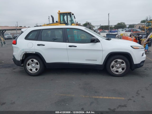 1C4PJLAB4EW207489 Jeep Cherokee Sport