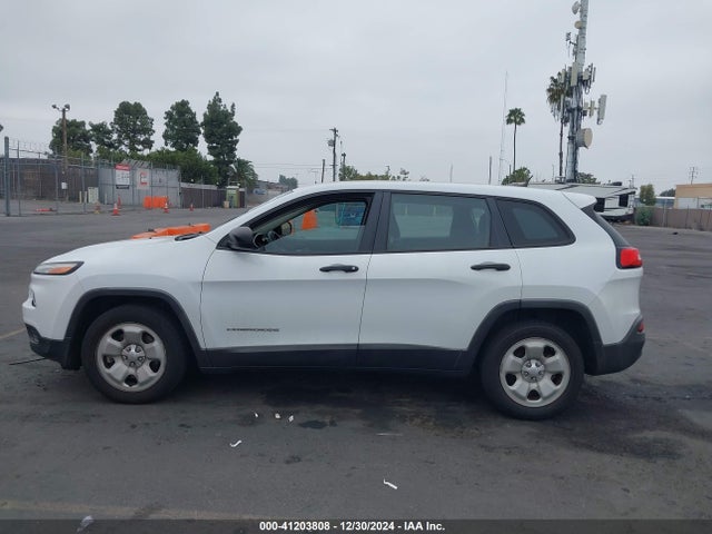 1C4PJLAB4EW207489 Jeep Cherokee Sport