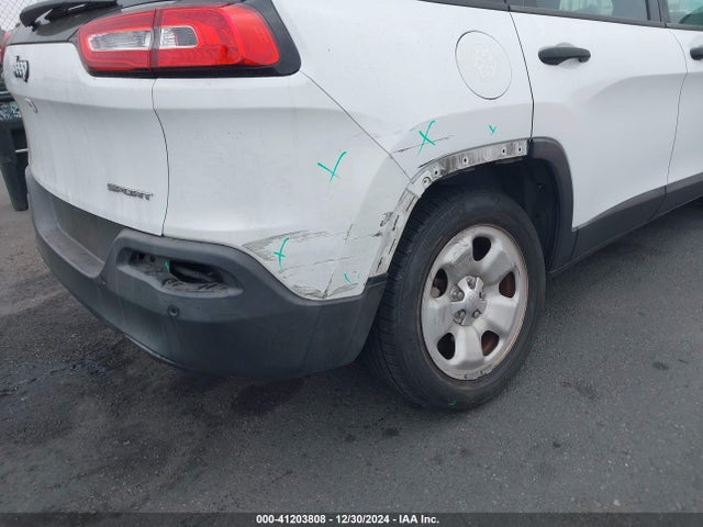 1C4PJLAB4EW207489 Jeep Cherokee Sport