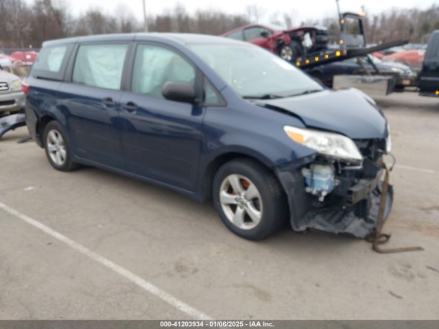 2018 TOYOTA SIENNA 5TDZZ3DC3JS948197