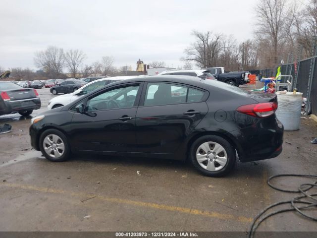 3KPFK4A71HE142447 KIA FORTE LX