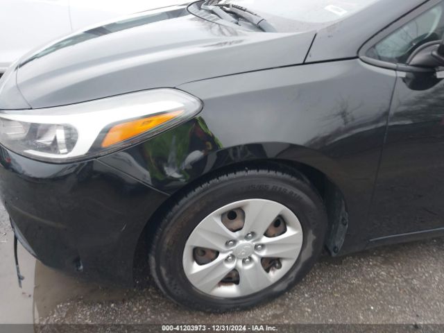 3KPFK4A71HE142447 KIA FORTE LX
