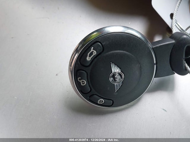 2012 MINI COOPER CLUBMAN WMWZF3C52CT189510 Photo 10