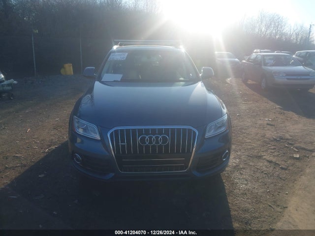 Audi Q5 2.0t Premium 2016 WA1L2AFP1GA011802 Image 12