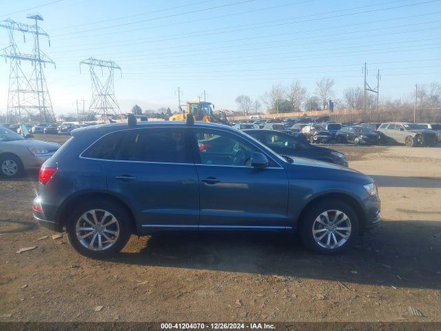 Audi Q5 2.0t Premium 2016 WA1L2AFP1GA011802 Image 13