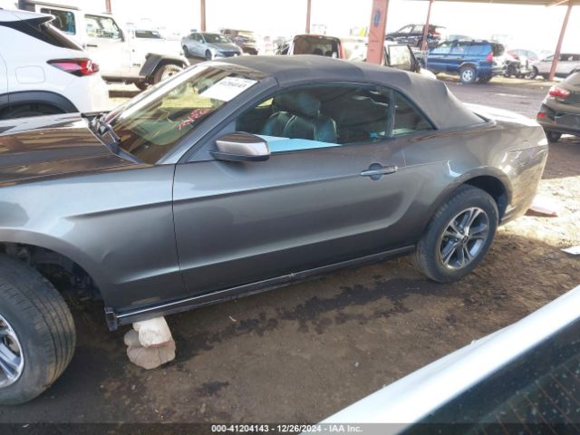1ZVBP8EM0E5306931 Ford Mustang V6 Premium