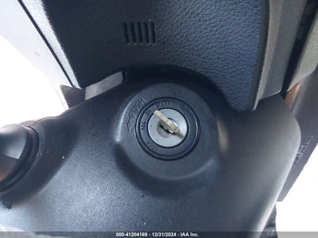 Toyota COROLLA LE 2018 2T1BURHE7JC063881 Image 11