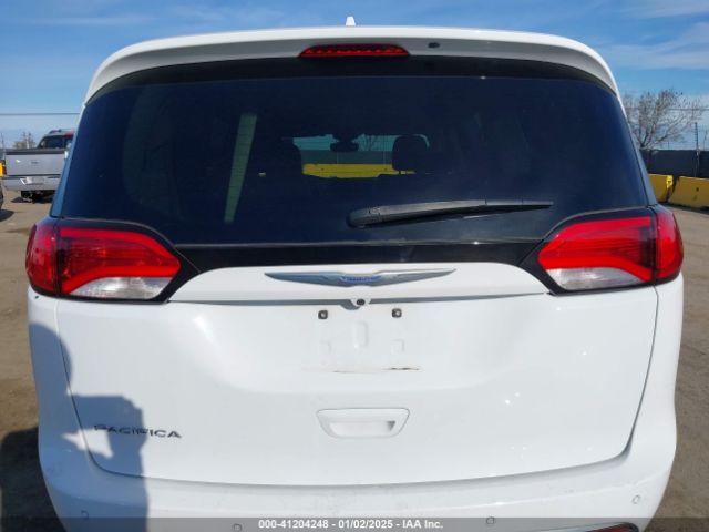 2C4RC1BGXHR795526 Chrysler Pacifica Touring-l
