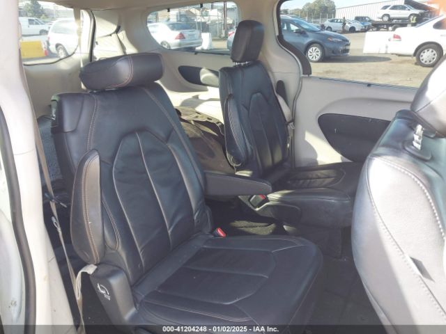 2C4RC1BGXHR795526 Chrysler Pacifica Touring-l