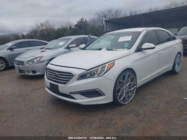 Hyundai SONATA SE 2016 5NPE24AF8GH352640 Image 2