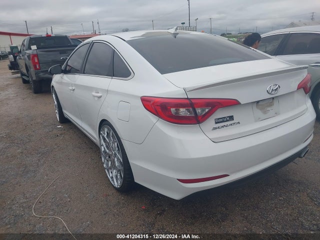 Hyundai SONATA SE 2016 5NPE24AF8GH352640 Image 3