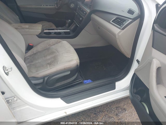 Hyundai SONATA SE 2016 5NPE24AF8GH352640 Image 5