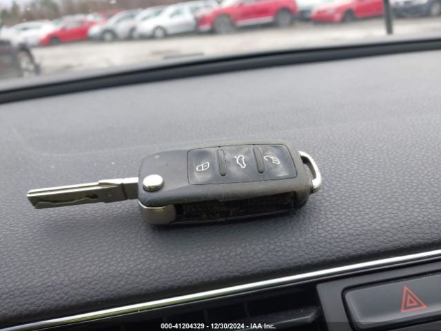 1VWBT7A39GC011456 Volkswagen Passat 1.8t Se