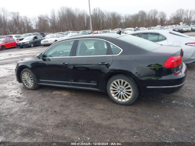 1VWBT7A39GC011456 Volkswagen Passat 1.8t Se