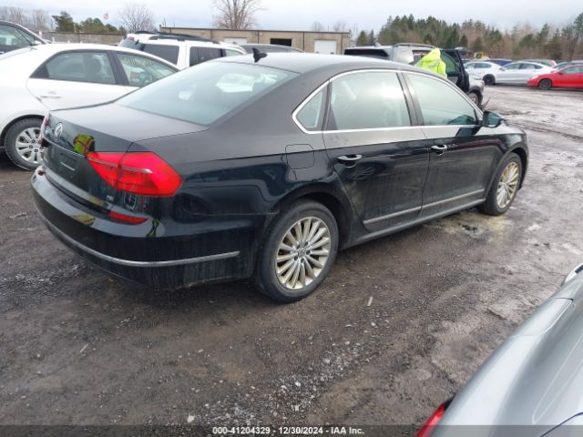 1VWBT7A39GC011456 Volkswagen Passat 1.8t Se