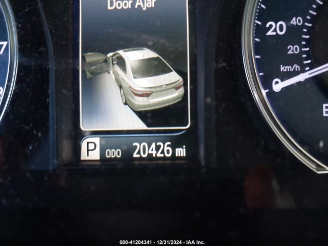 4T1BF1FK9HU387847 Toyota CAMRY LE