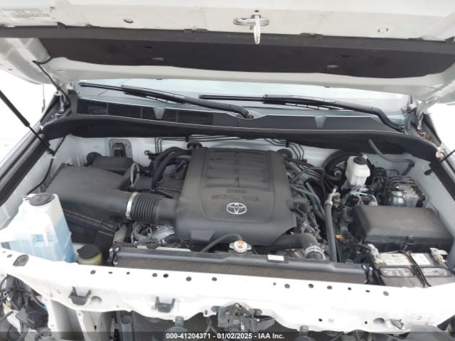 5TFRY5F19KX245581 Toyota Tundra Sr5 5.7l V8