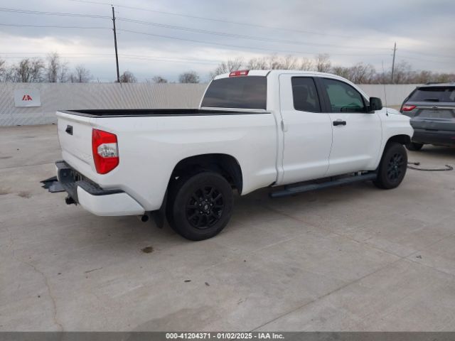 5TFRY5F19KX245581 Toyota Tundra Sr5 5.7l V8