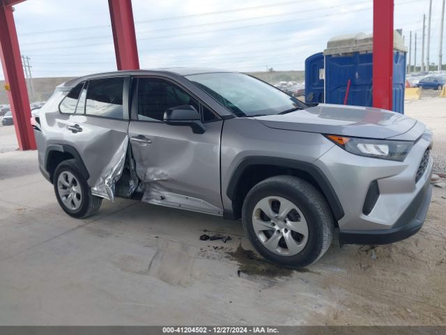 2T3F1RFV9NC312577 Toyota RAV4 LE