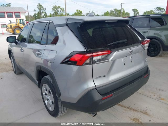 2T3F1RFV9NC312577 Toyota RAV4 LE
