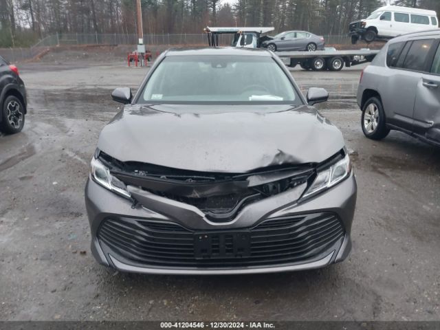 4T1B11HK2JU008009 Toyota CAMRY LE