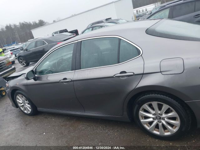 4T1B11HK2JU008009 Toyota CAMRY LE