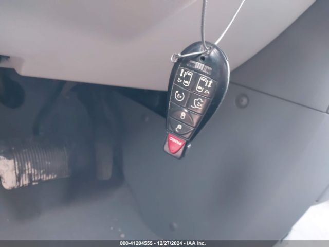 2010 CHRYSLER TOWN & COUNTRY 2A4RR5D18AR494736 Photo 10
