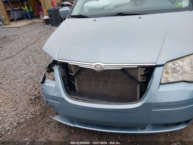 2010 CHRYSLER TOWN & COUNTRY 2A4RR5D18AR494736 Photo 5