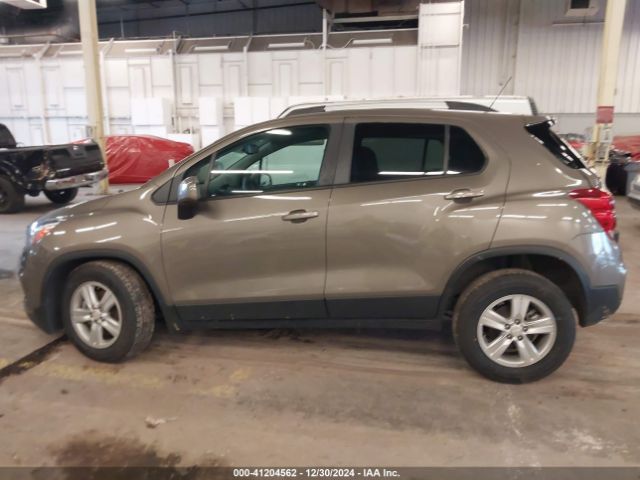 KL7CJPSM2MB371624 Chevrolet Trax Awd Lt