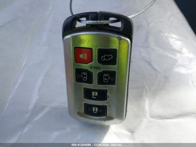 5TDYK3DCXFS556969 Toyota Sienna Xle/limited