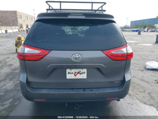 5TDYK3DCXFS556969 Toyota Sienna Xle/limited