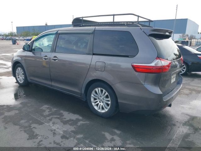 5TDYK3DCXFS556969 Toyota Sienna Xle/limited