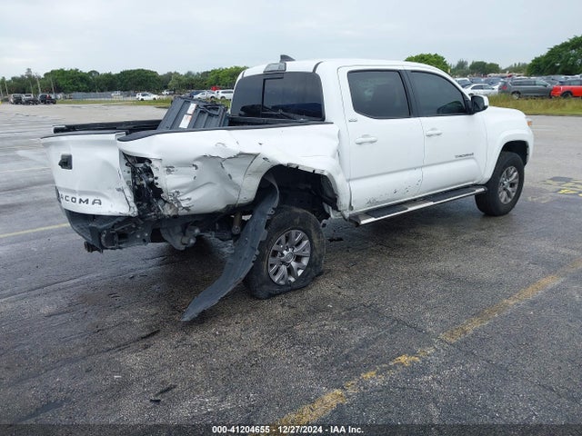 5TFAZ5CN8JX068103 Toyota Tacoma Sr5 V6