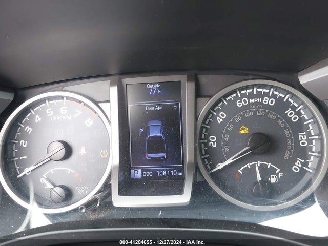 5TFAZ5CN8JX068103 Toyota Tacoma Sr5 V6