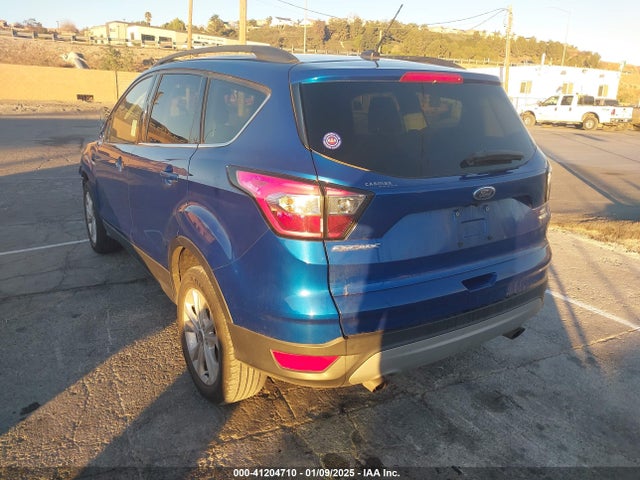 Ford ESCAPE SE 2018 1FMCU9GD7JUB75933 Image 3
