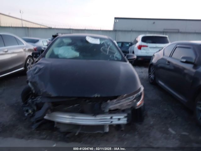 5YFEPMAE8NP335068 Toyota COROLLA LE