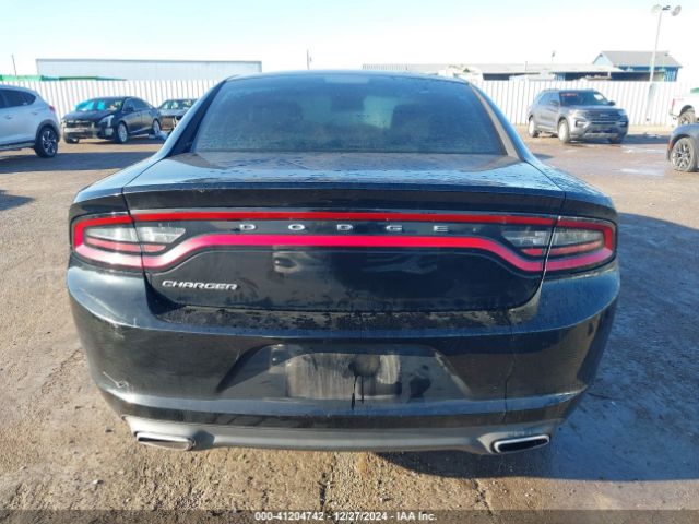 2C3CDXBGXFH875213 Dodge Charger Se