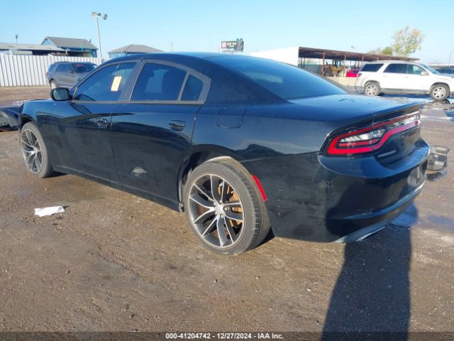 2C3CDXBGXFH875213 Dodge Charger Se