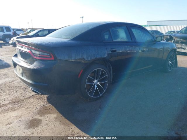 2C3CDXBGXFH875213 Dodge Charger Se