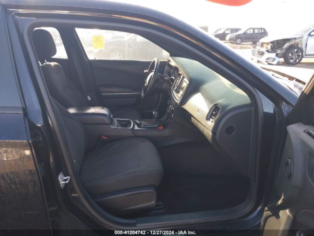 2C3CDXBGXFH875213 Dodge Charger Se