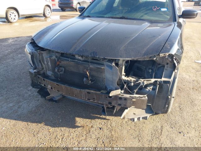 2C3CDXBGXFH875213 Dodge Charger Se