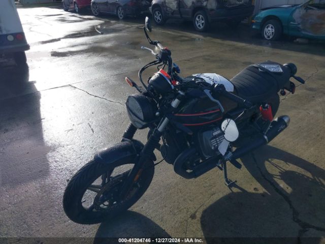 2023 MOTO GUZZI V7 ZGUKZUE06PM000258 Photo 1