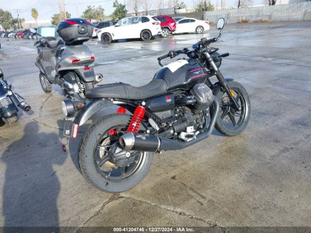 2023 MOTO GUZZI V7 ZGUKZUE06PM000258 Photo 3
