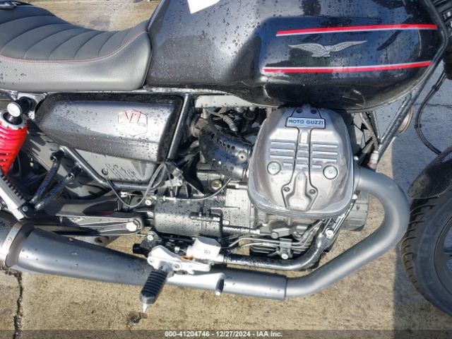 2023 MOTO GUZZI V7 ZGUKZUE06PM000258 Photo 7
