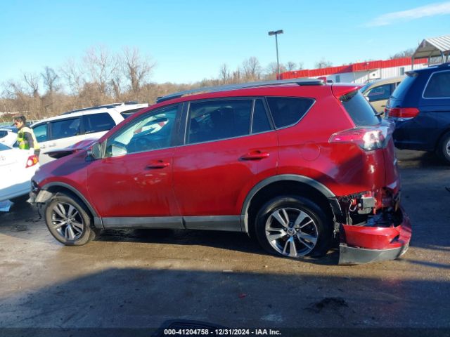 2T3RFREV2JW731055 Toyota Rav4 Adventure/xle